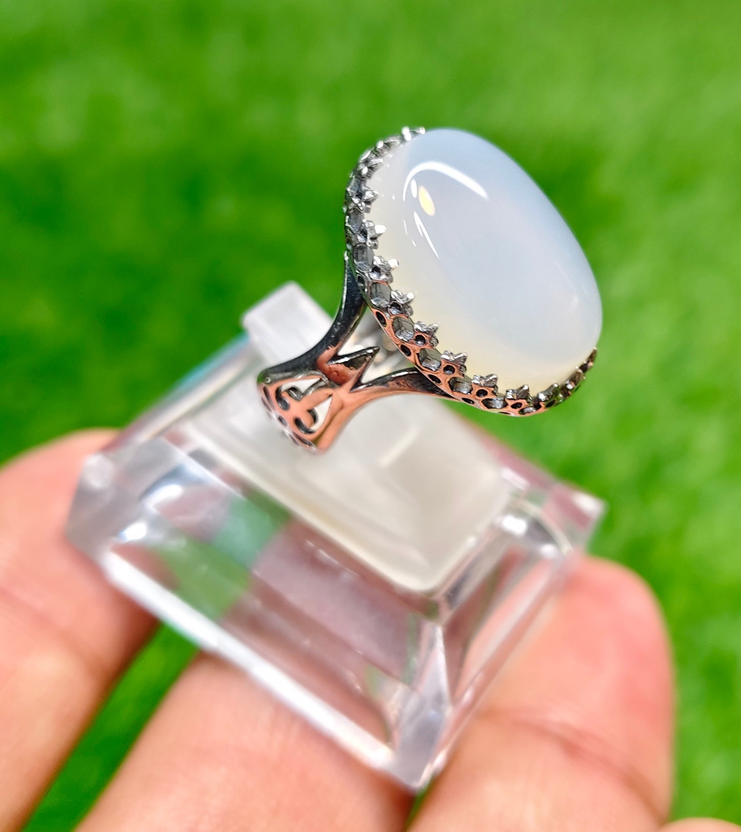 Milky White Ring