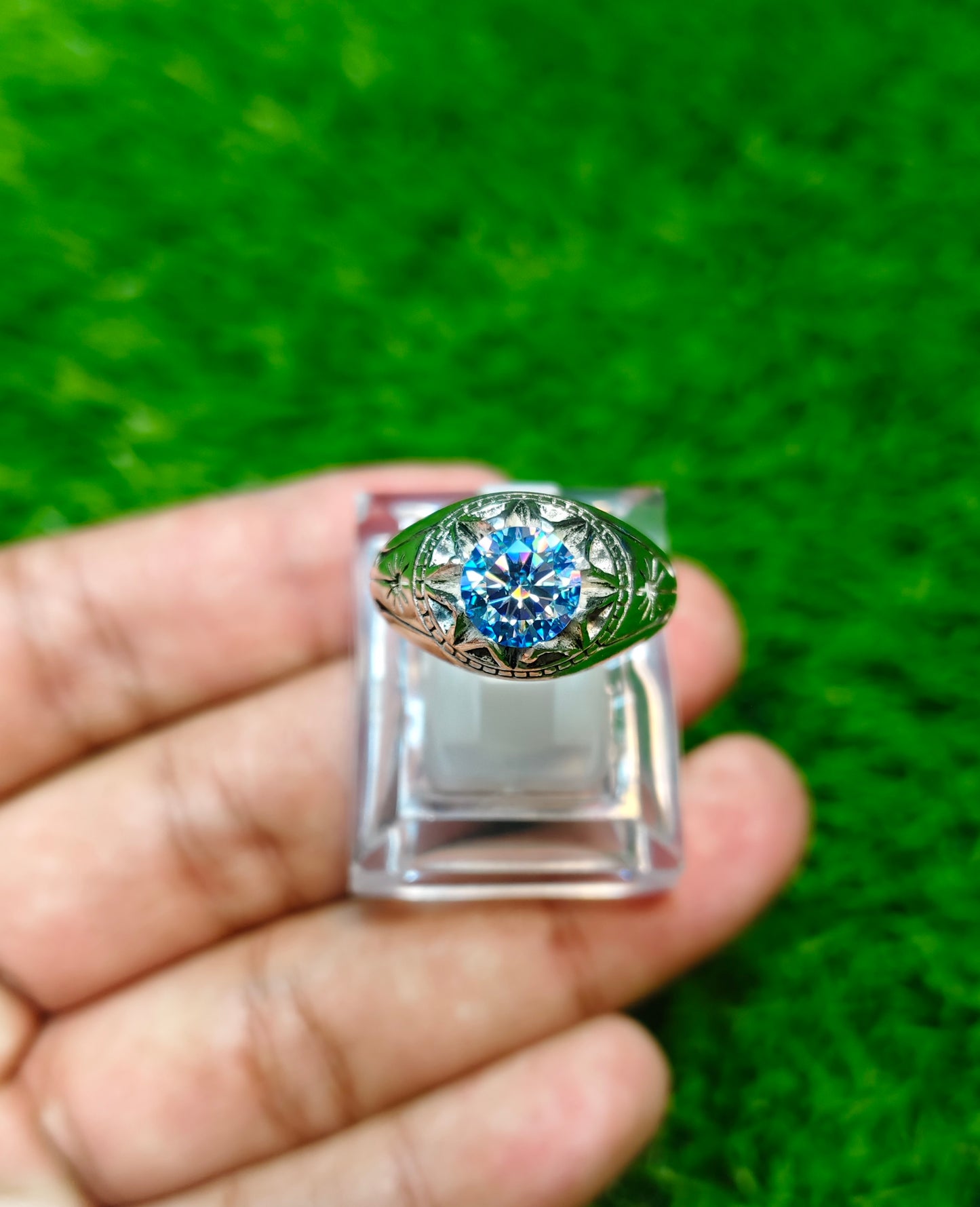 Blue Moissanite Diamnond Ring