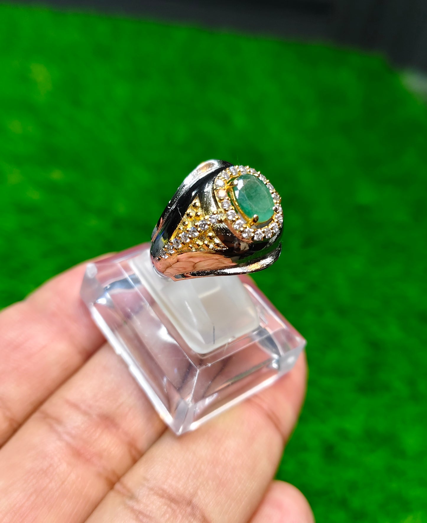 Natural Zamurd Ring