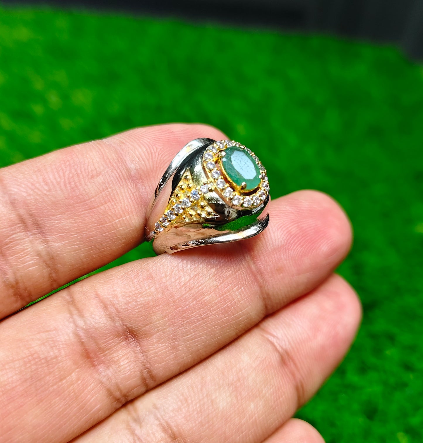 Natural Zamurd Ring