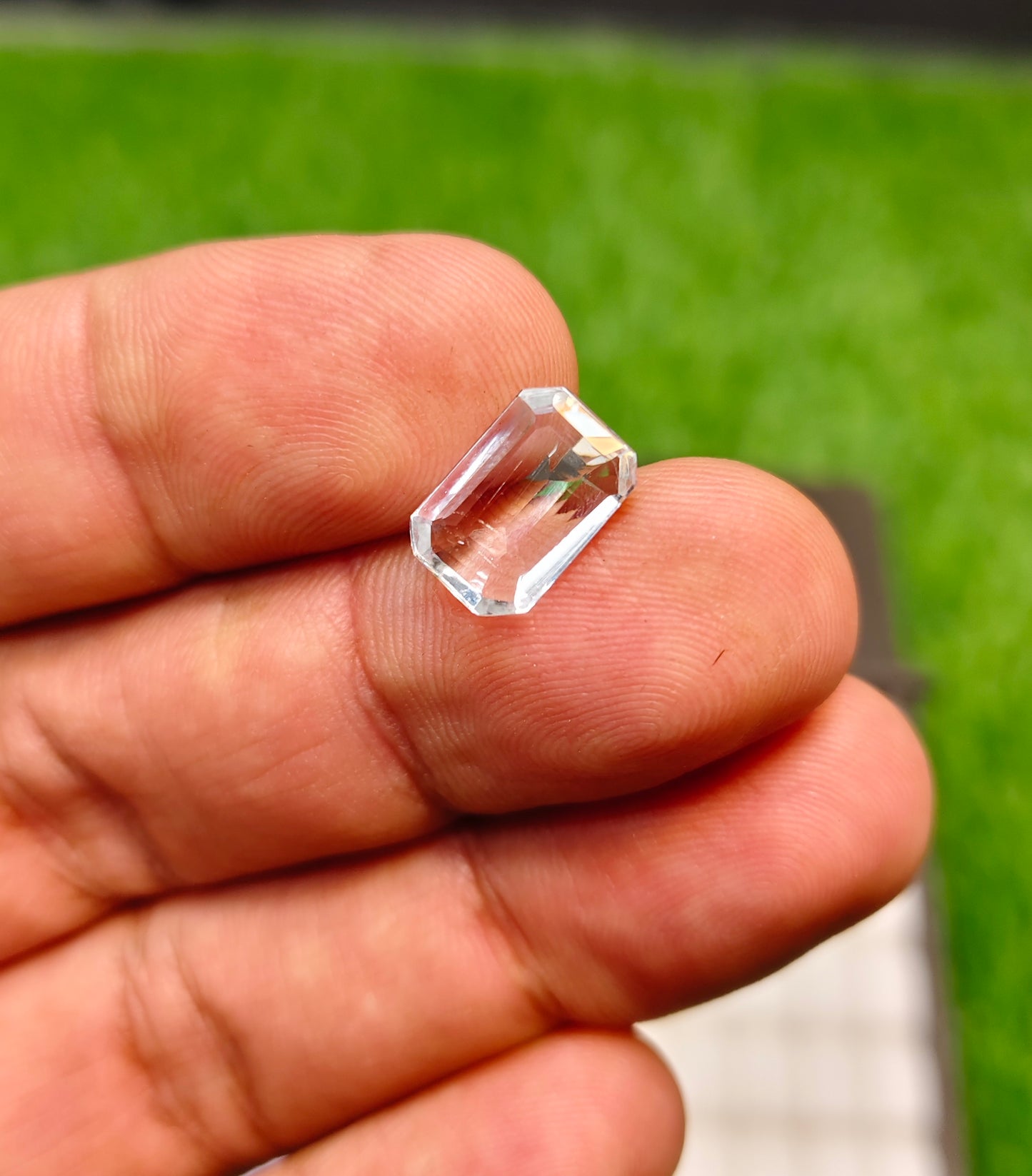 Natural Aquamarine Stone With Lab Certificte