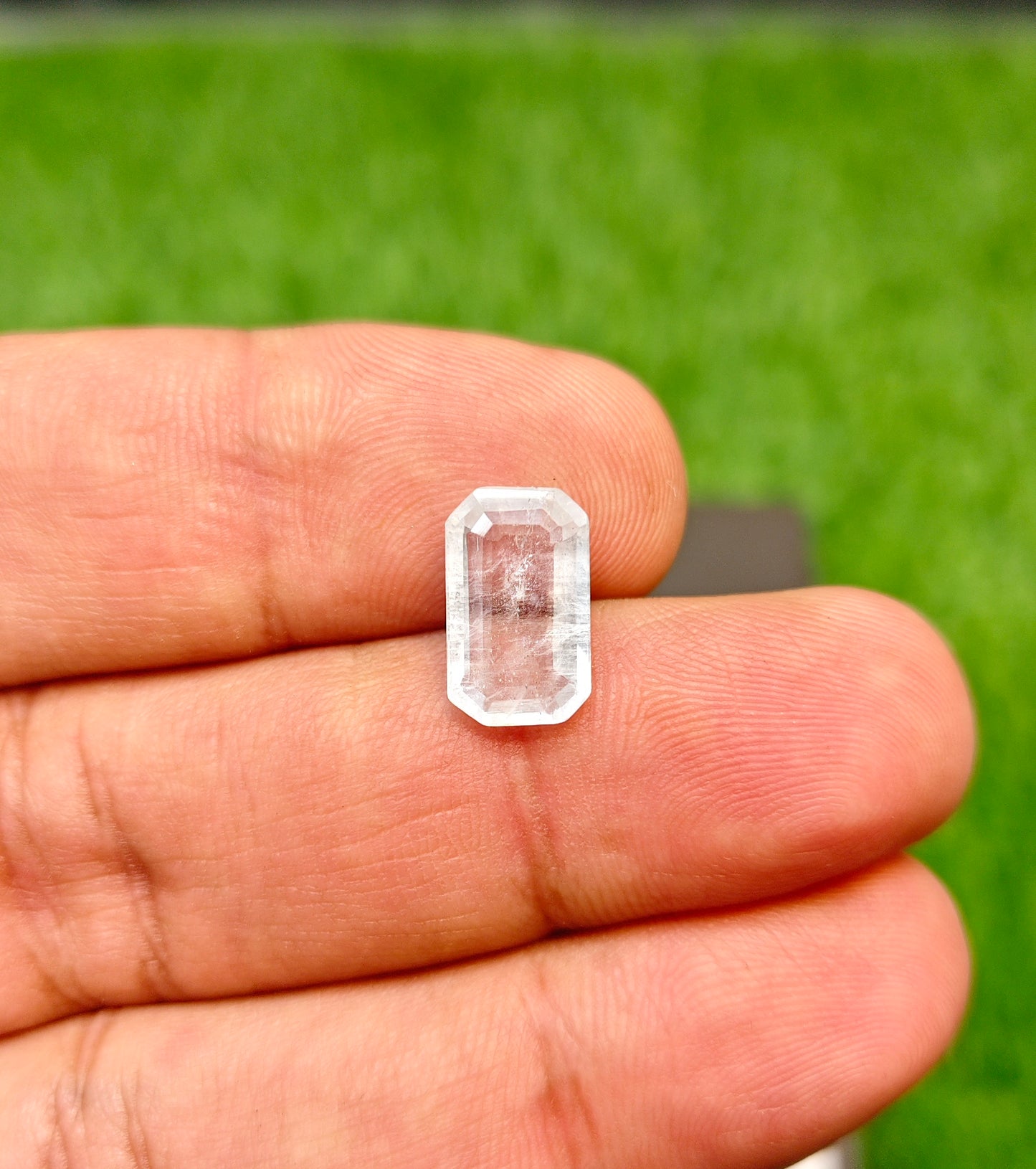 Aquamarine Stone With Lab Certificte