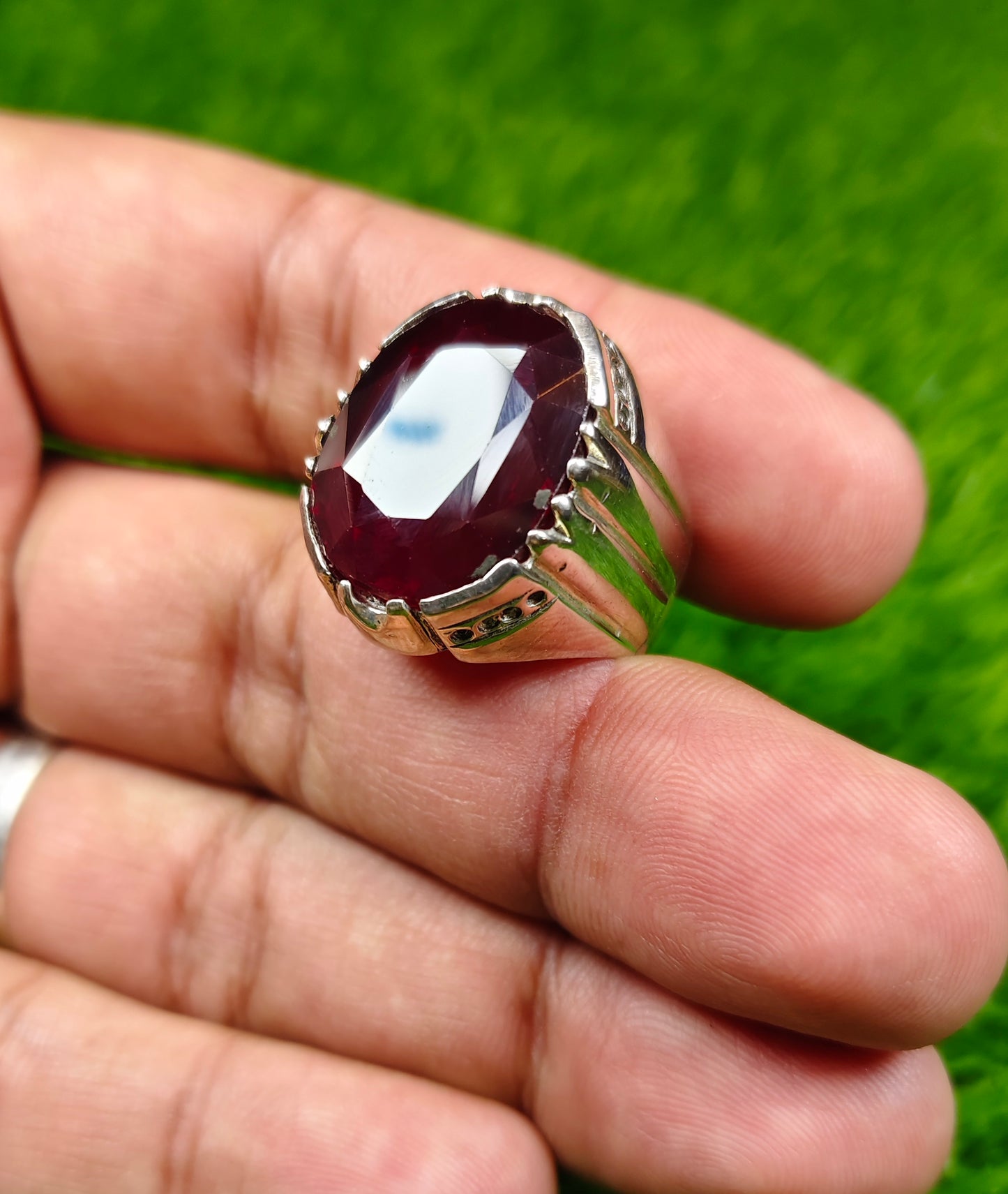 Yaqoot Ring