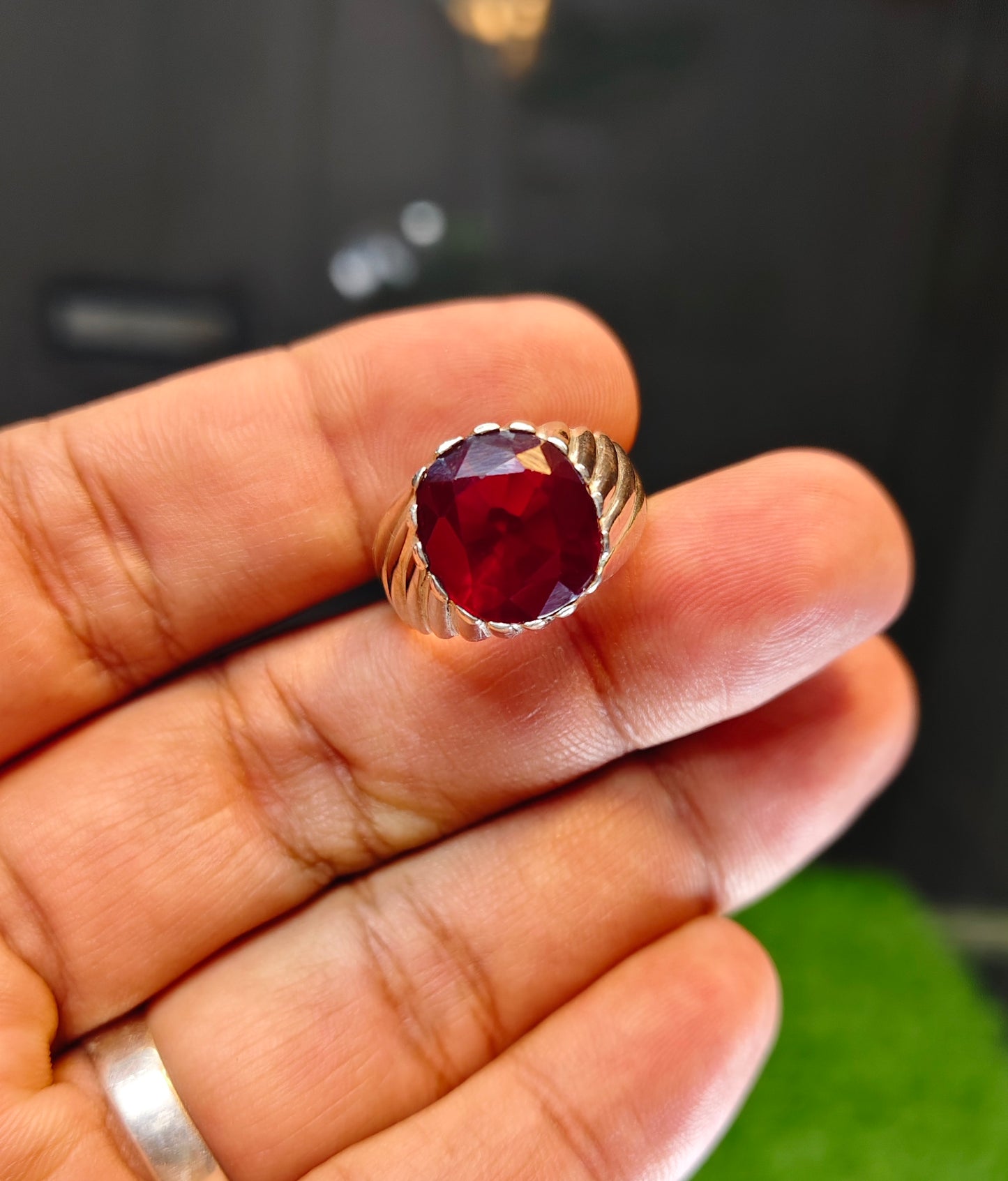 Yaqoot Ring
