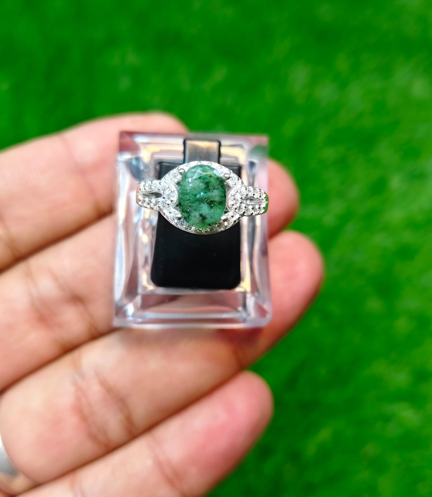 Zamurd Ring