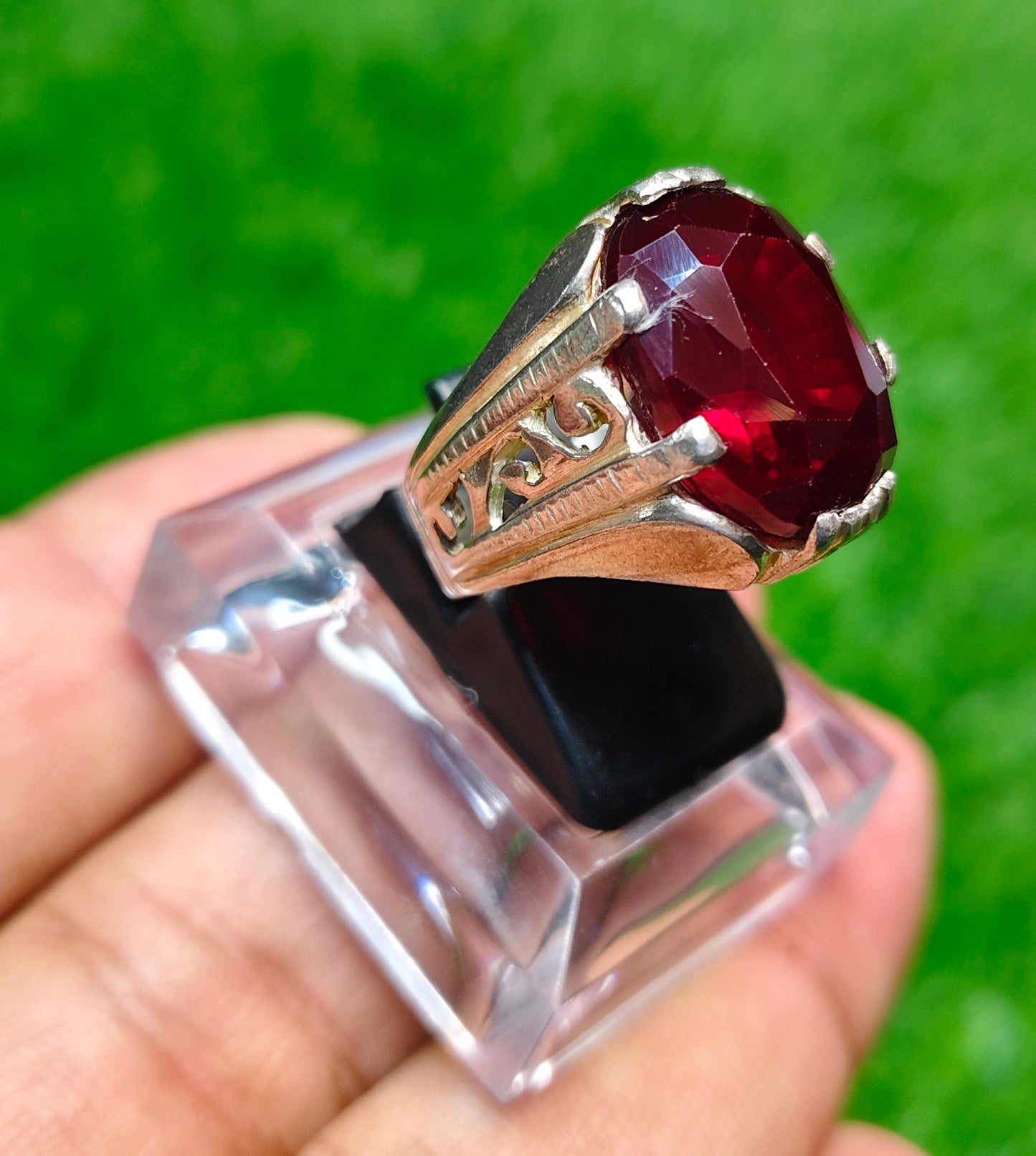 Yaqoot Ring