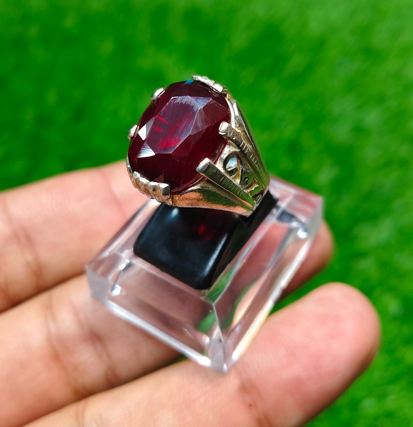 Yaqoot Ring