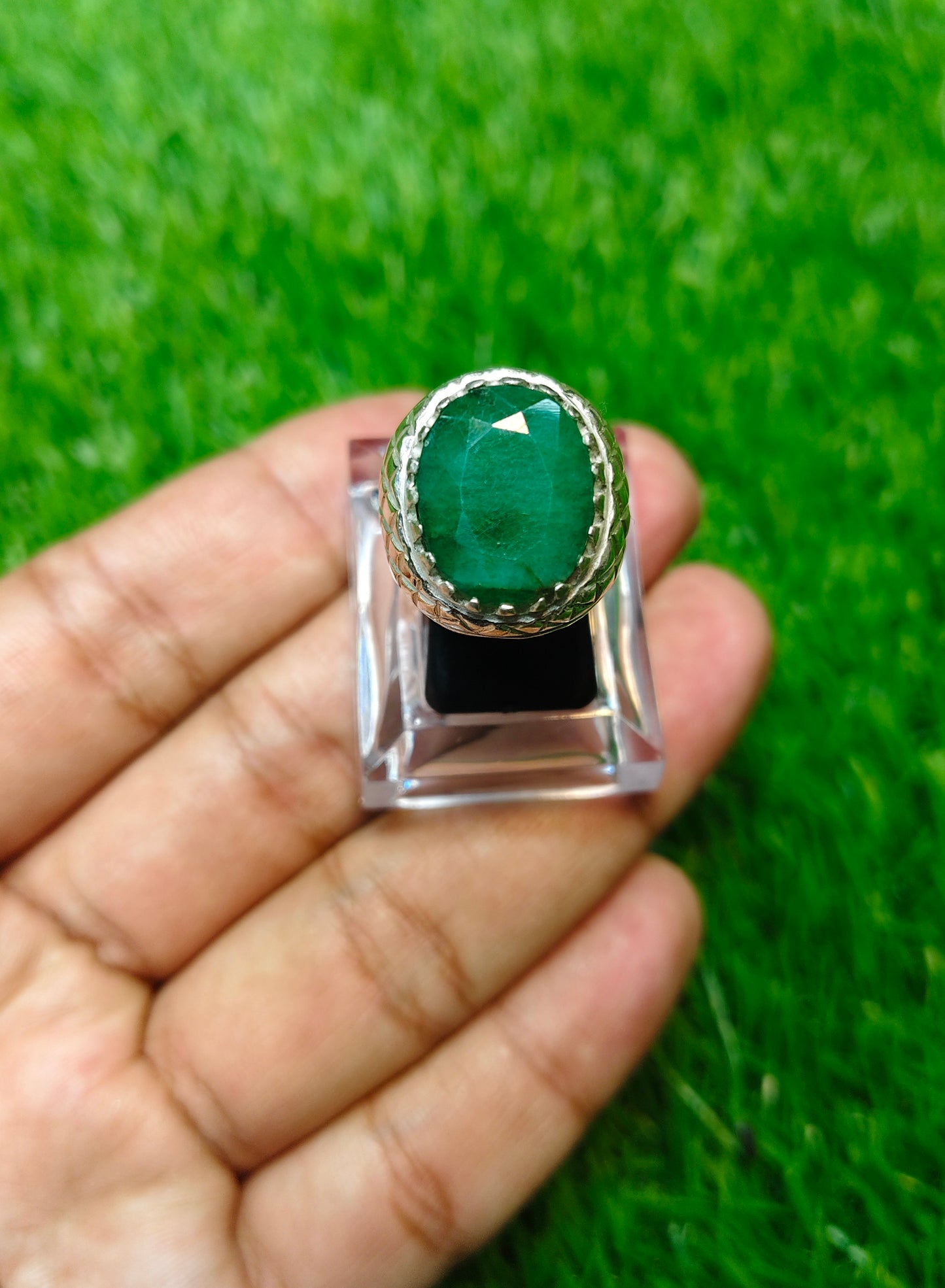 Premium Quality Zamurd Ring