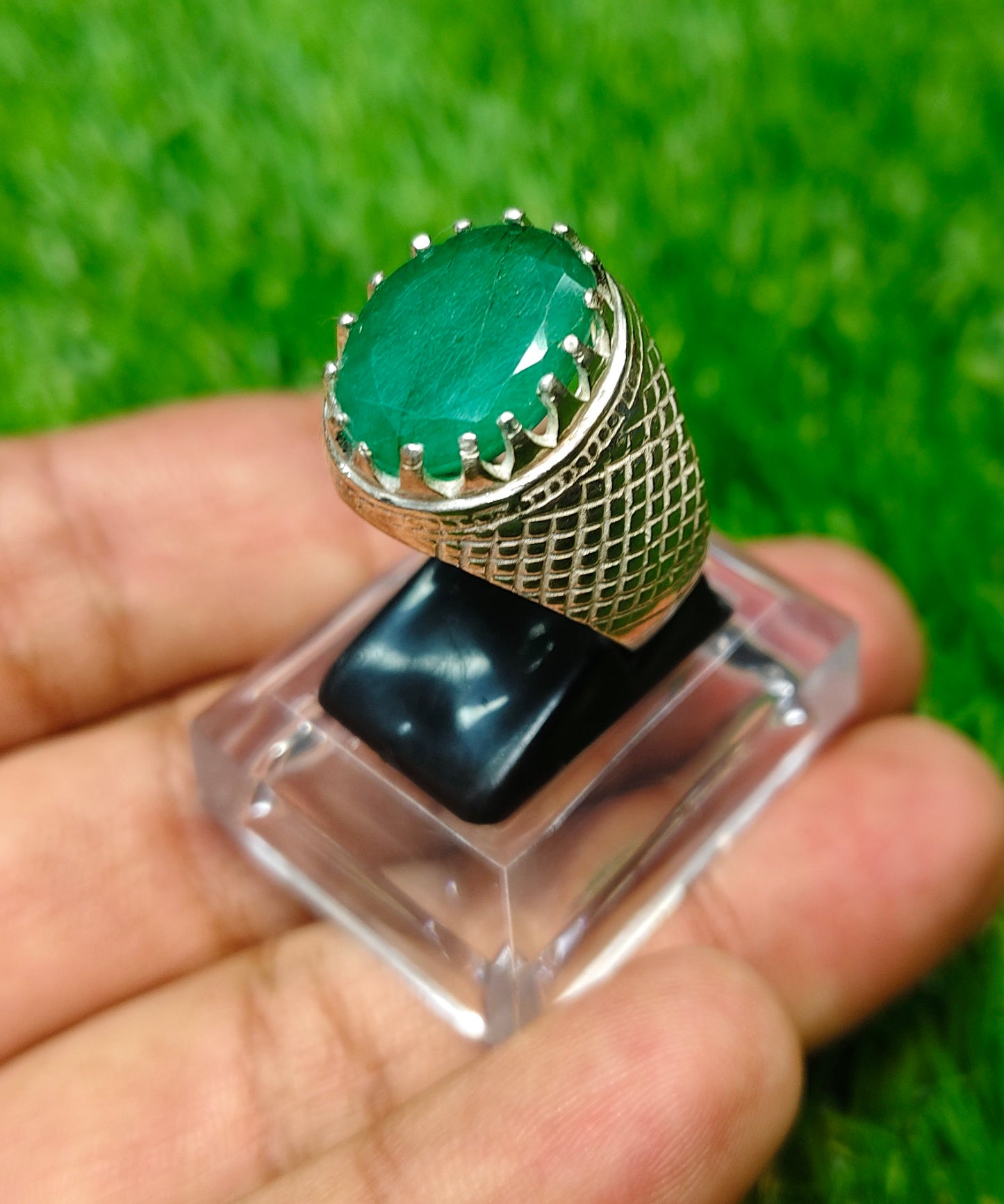 Premium Quality Zamurd Ring