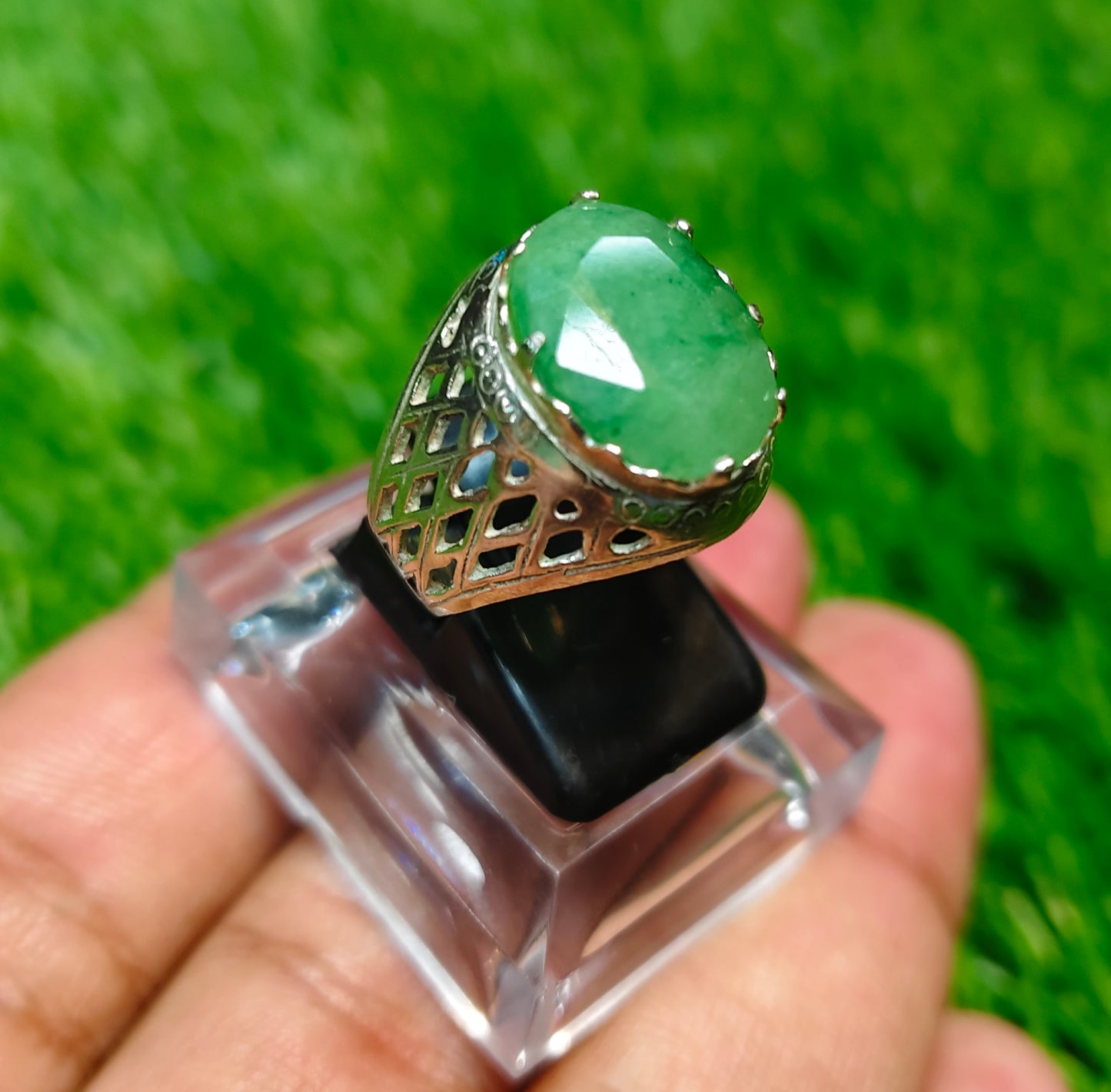 Premium Quality Zamurd Ring
