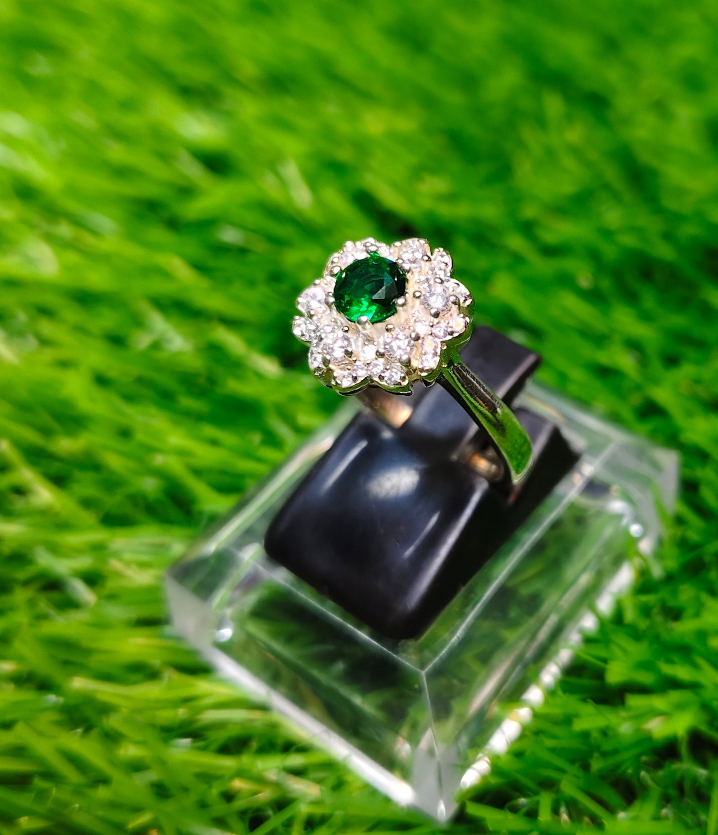Zircon Ring