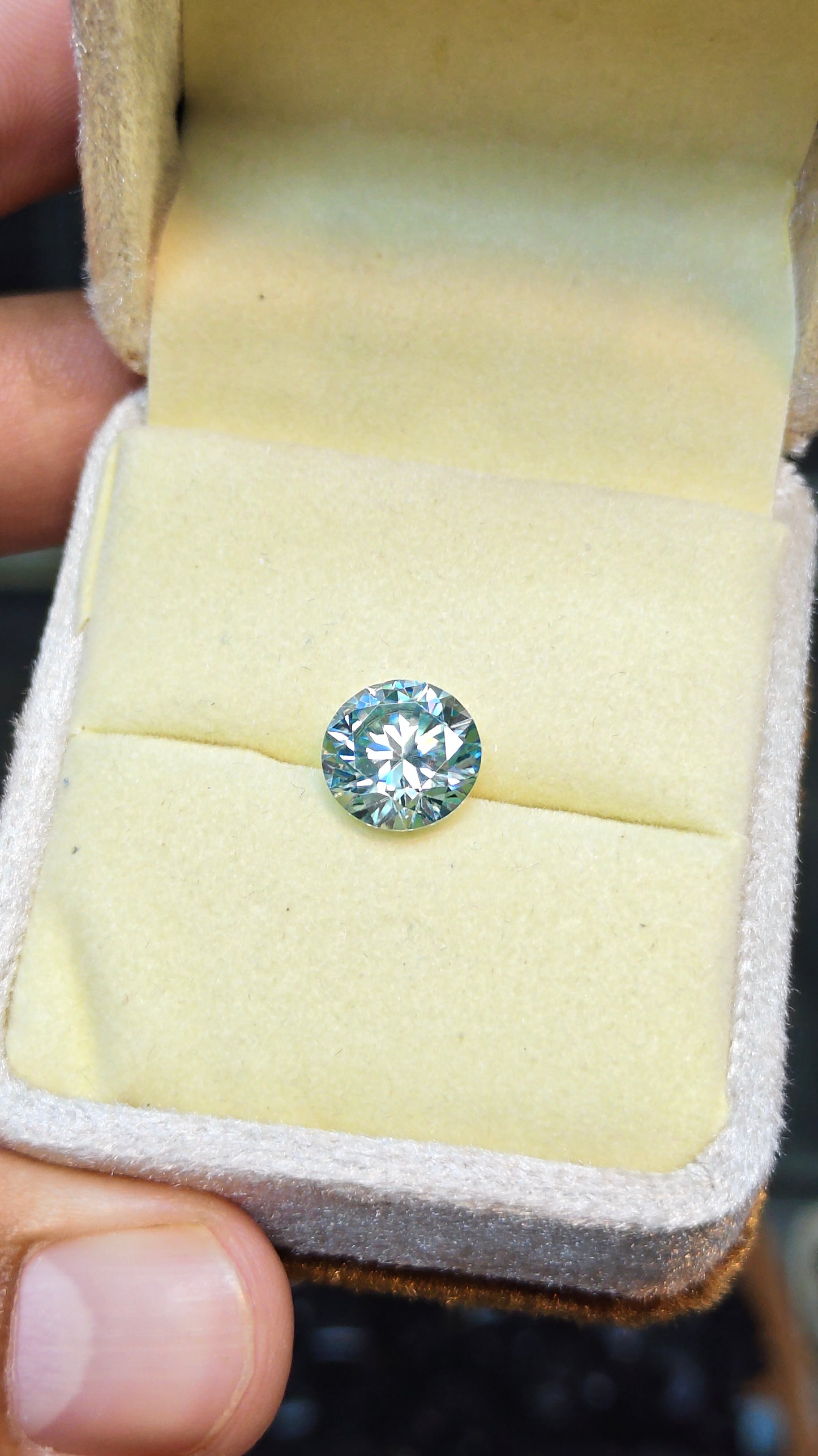 Dark Green Color Moissanite