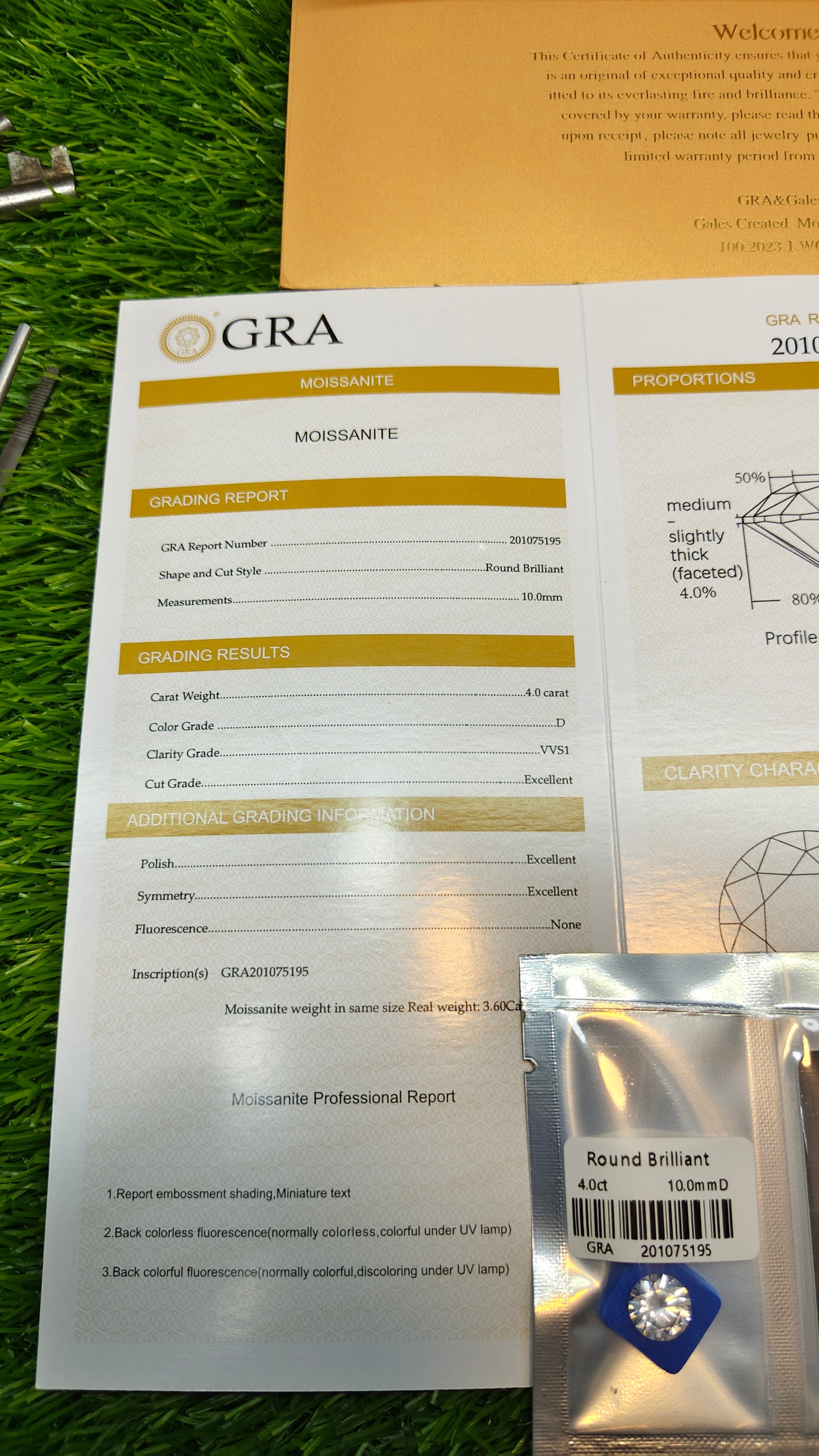 White Moissanite With Gra Lab Certificate