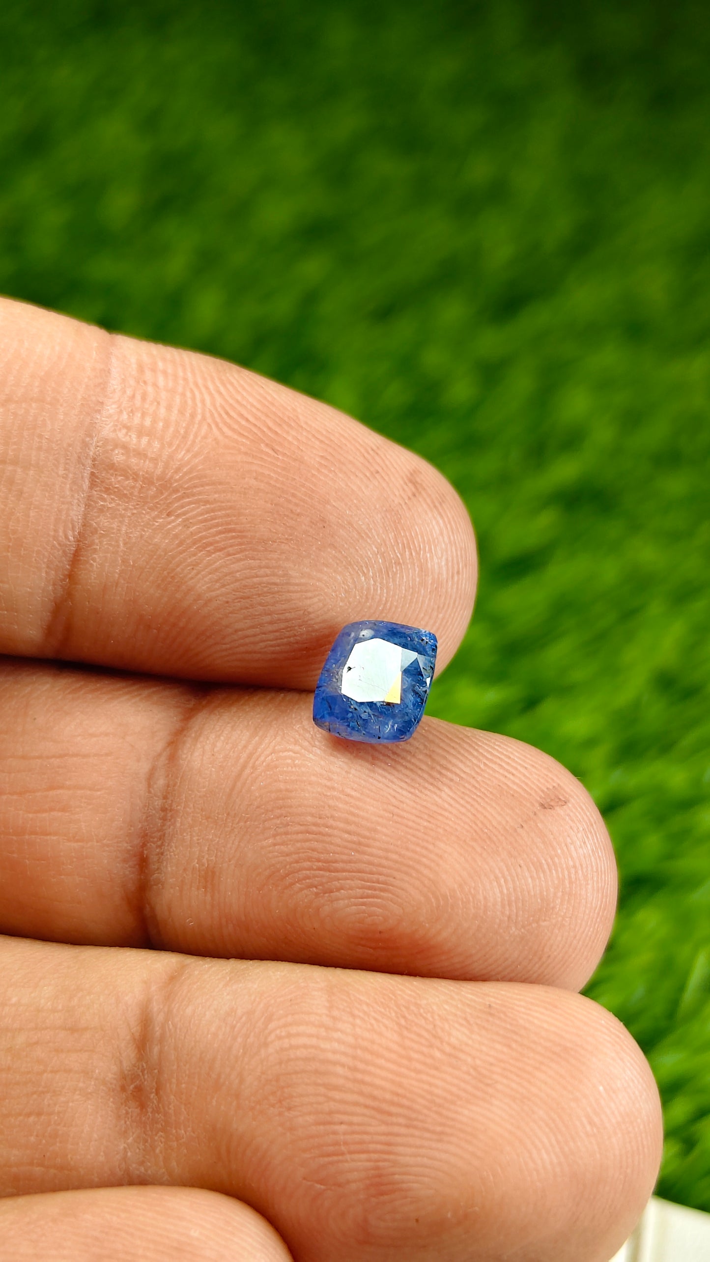 Ceylon Neelam With Lab Certificate