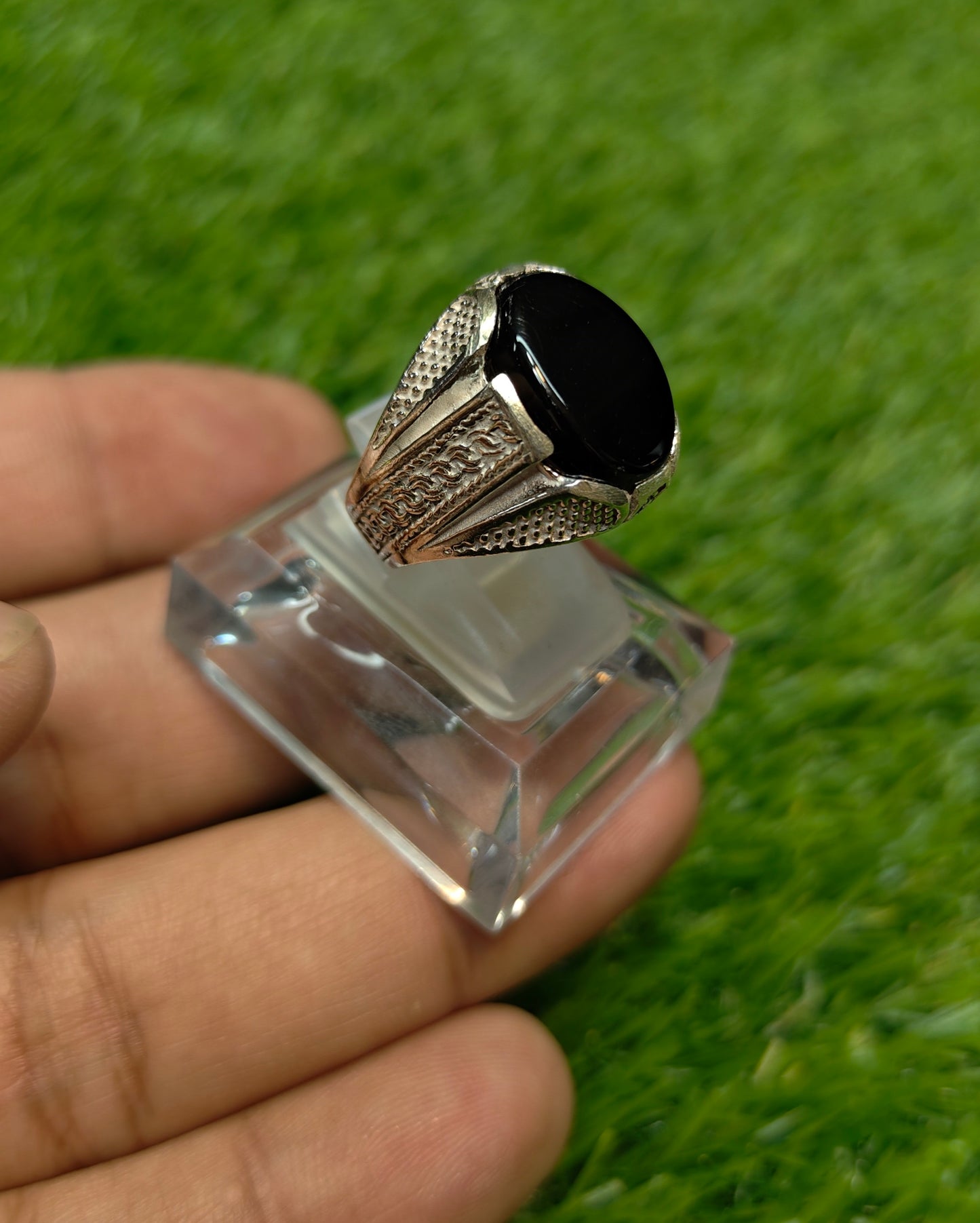 Black Aqeeq Ring