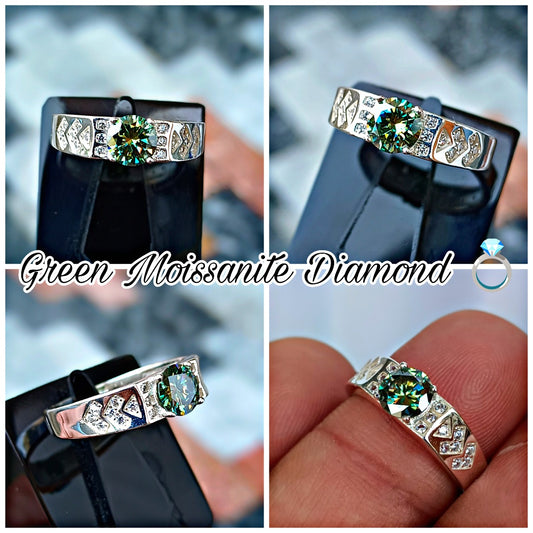 Green MOISSANITE Diamond Ring
