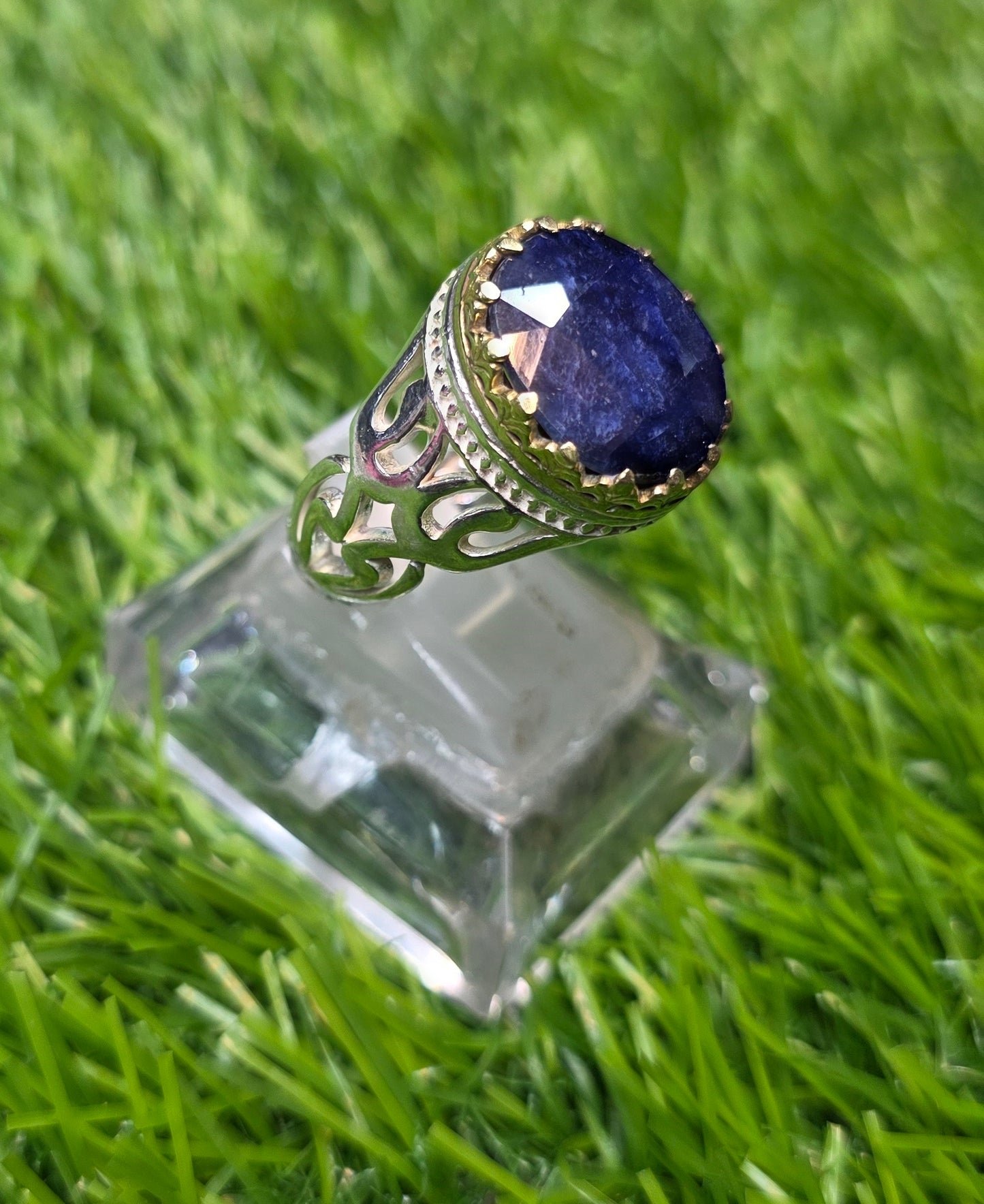 Premium Quality Vintage Design Neelam Ring