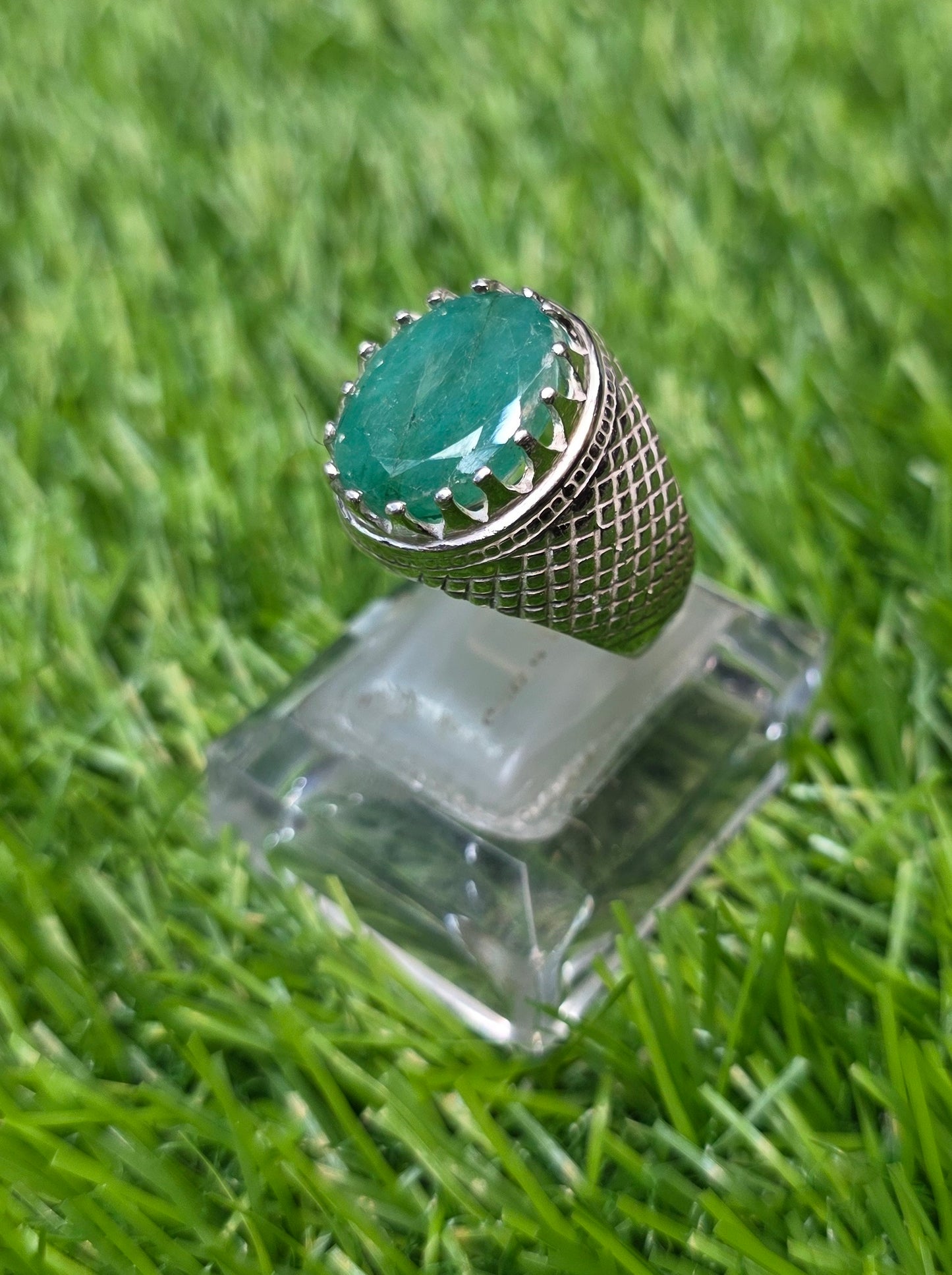 Premium Quality Zamurd Ring