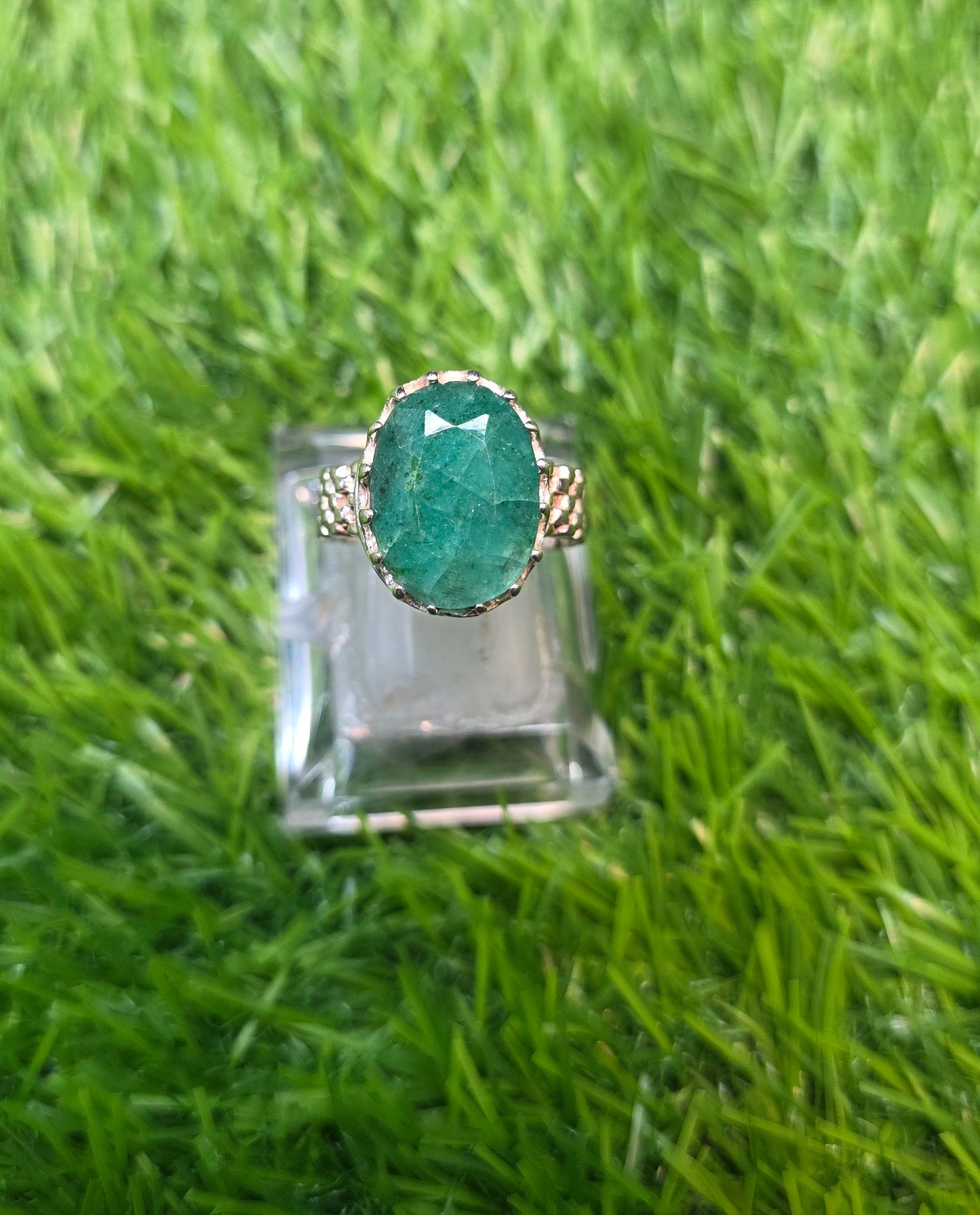 Premium Quality Zambia Zamurd Ring