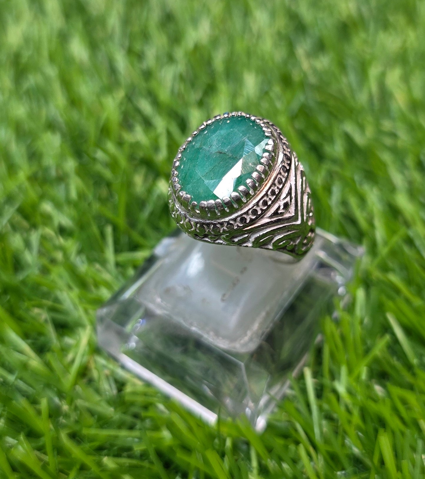 Premium Quality Zambia Zamurd Ring