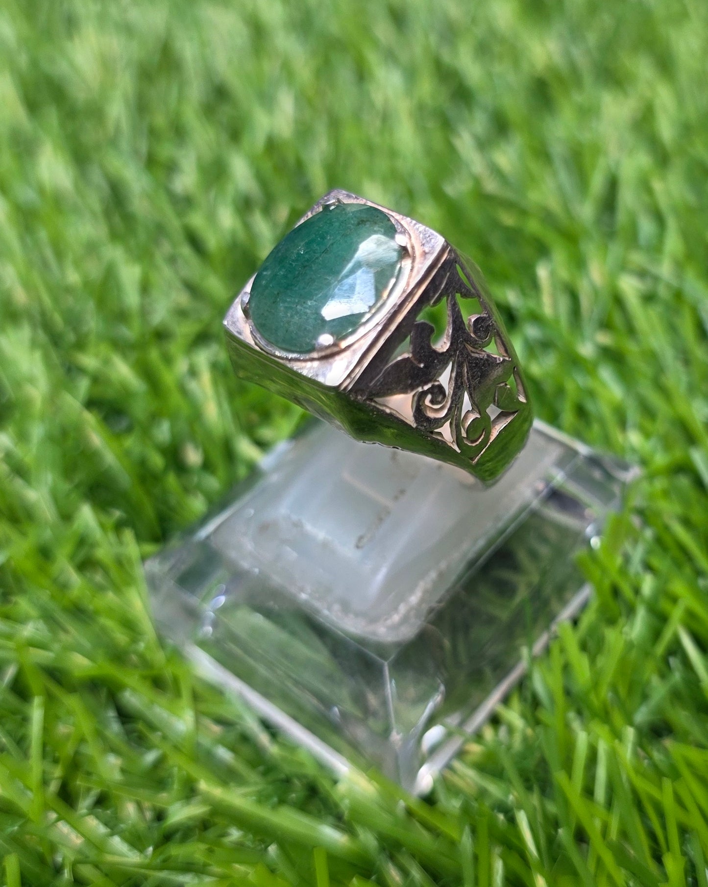 Premium Quality Zamurd Ring