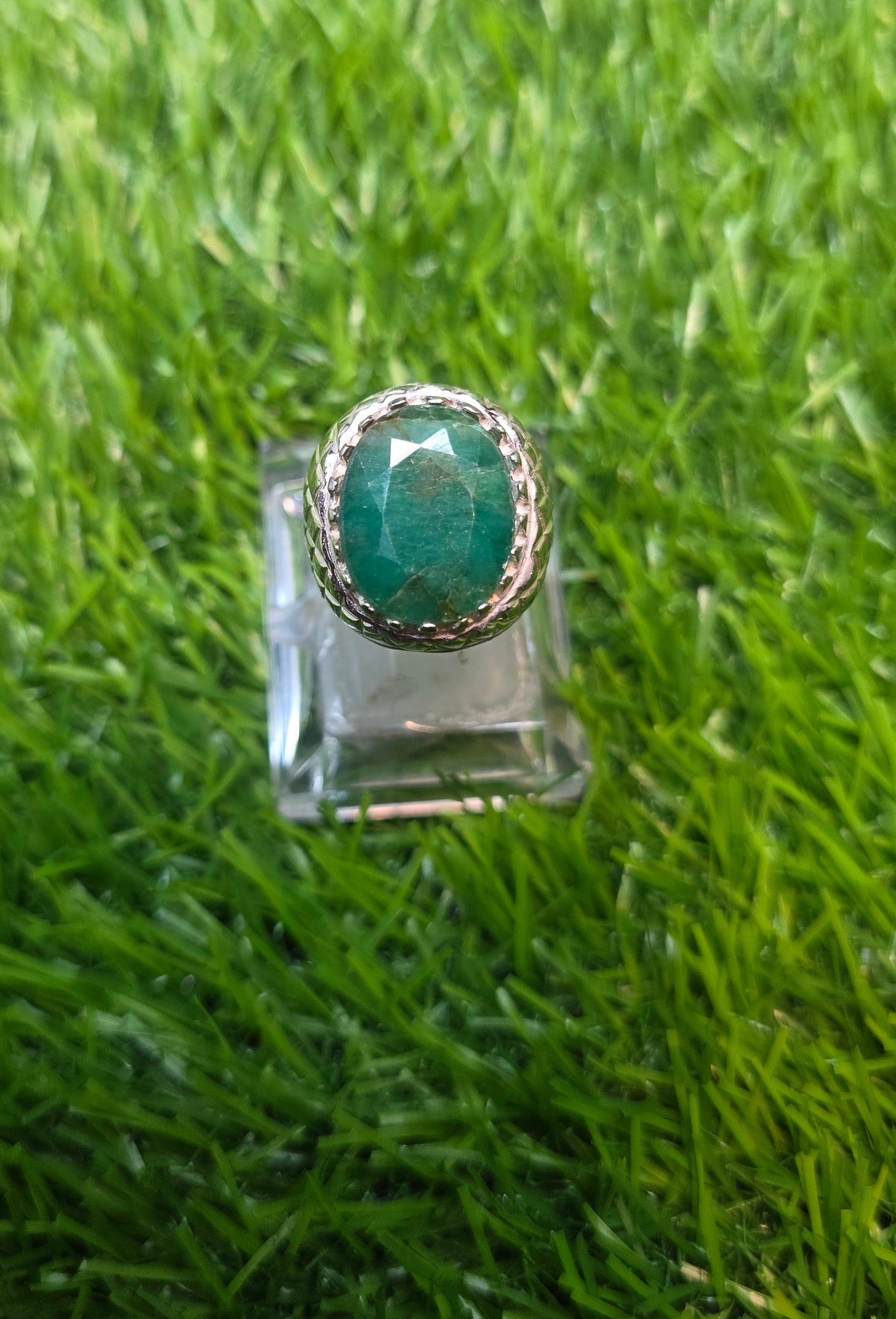 Premium Quality Zambia Zamurd Ring