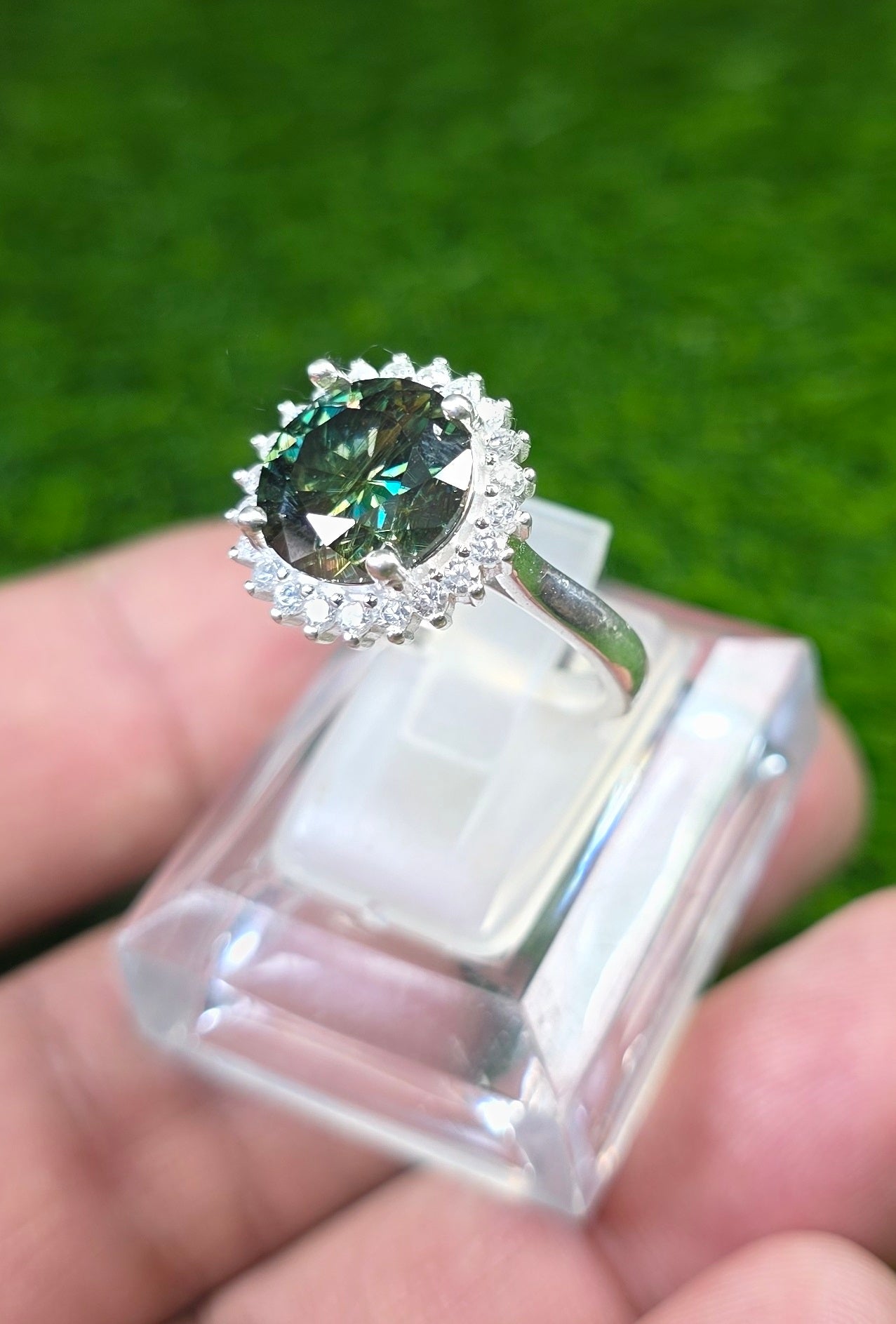 Premium Quality Green Moissanite Ring (Ladies)