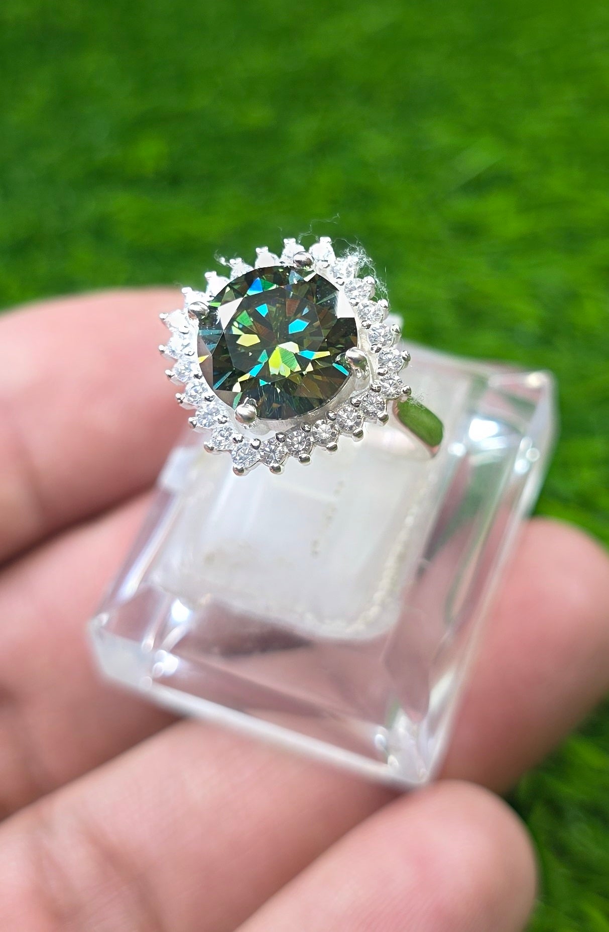 Premium Quality Green Moissanite Ring (Ladies)