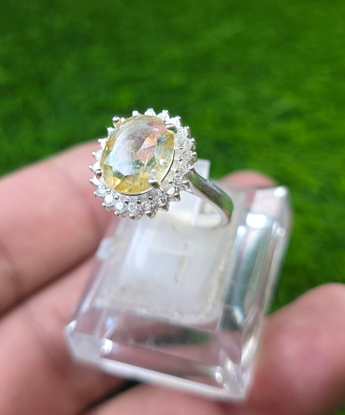 Premium Quality Ceylon Topaz Ring (Ladies)