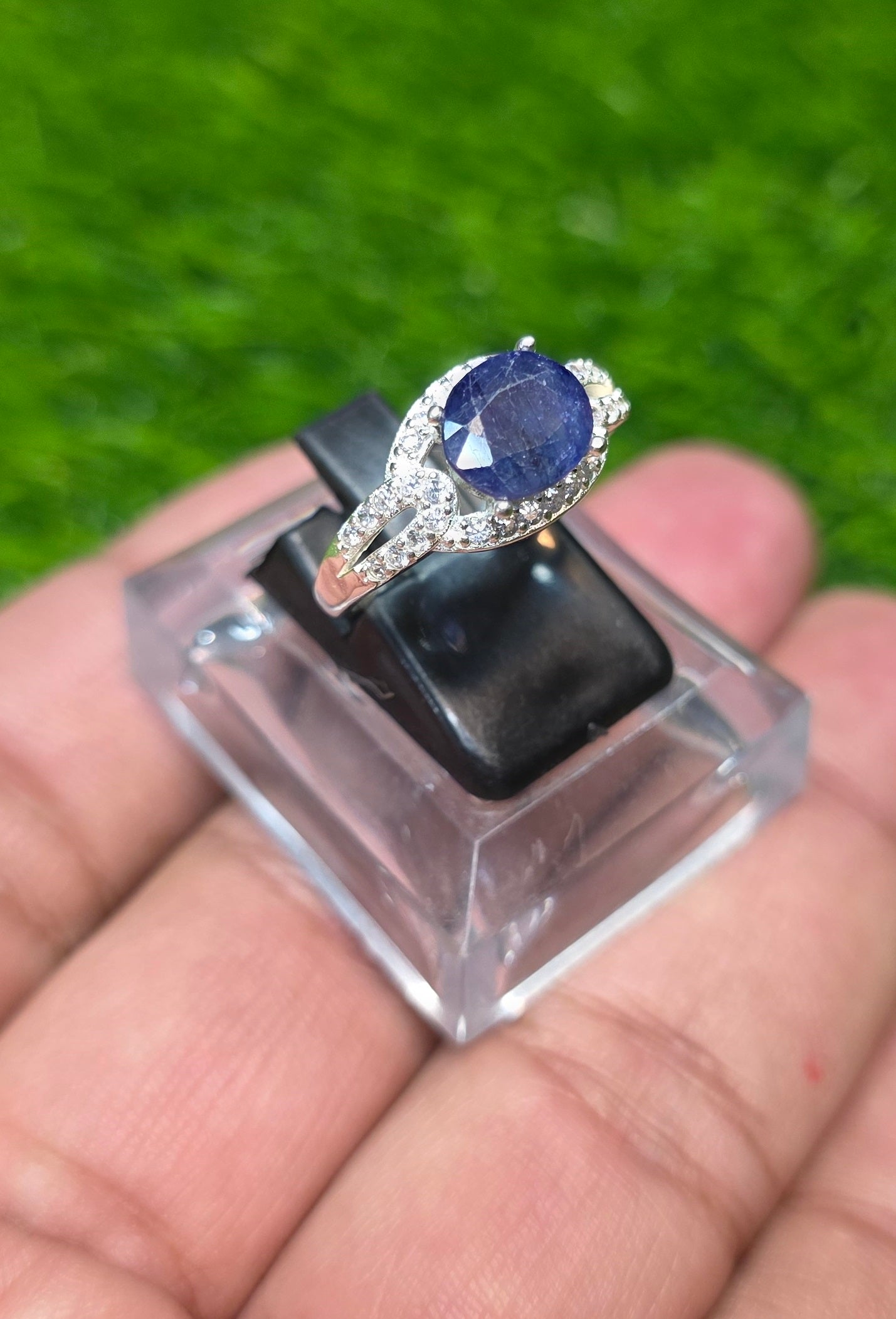 Premium Quality Blue Sapphire Ring (Ladies)