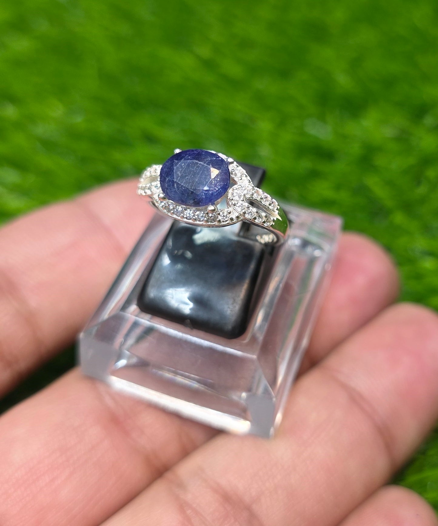 Premium Quality Blue Sapphire Ring (Ladies)