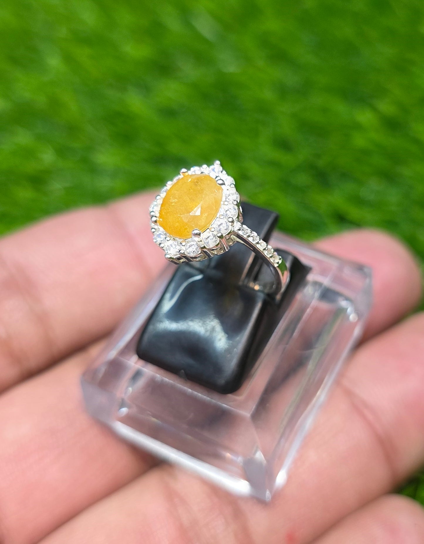 Premium Quality Pukhraj Ring (Ladies)