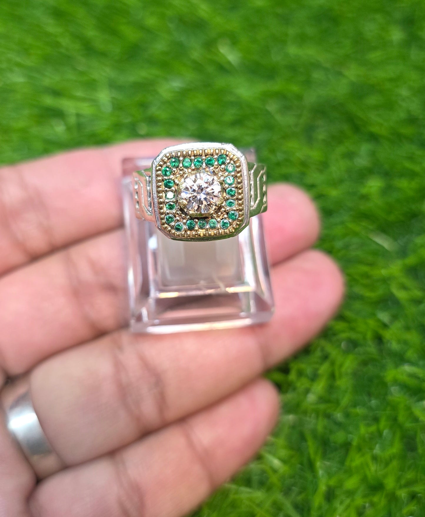 Premium Quality Vintage Style Moissanite Ring