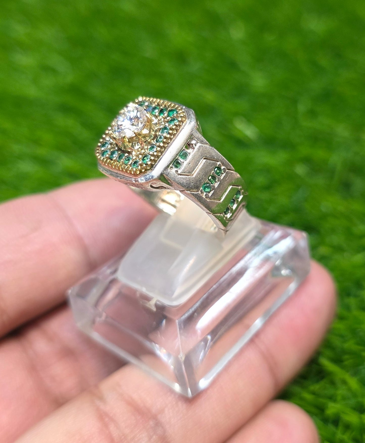 Premium Quality Vintage Style Moissanite Ring