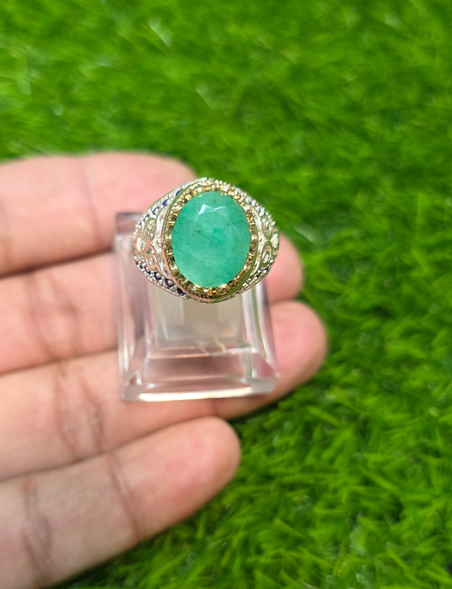 Premium Quality Vintage Style Emerald Ring