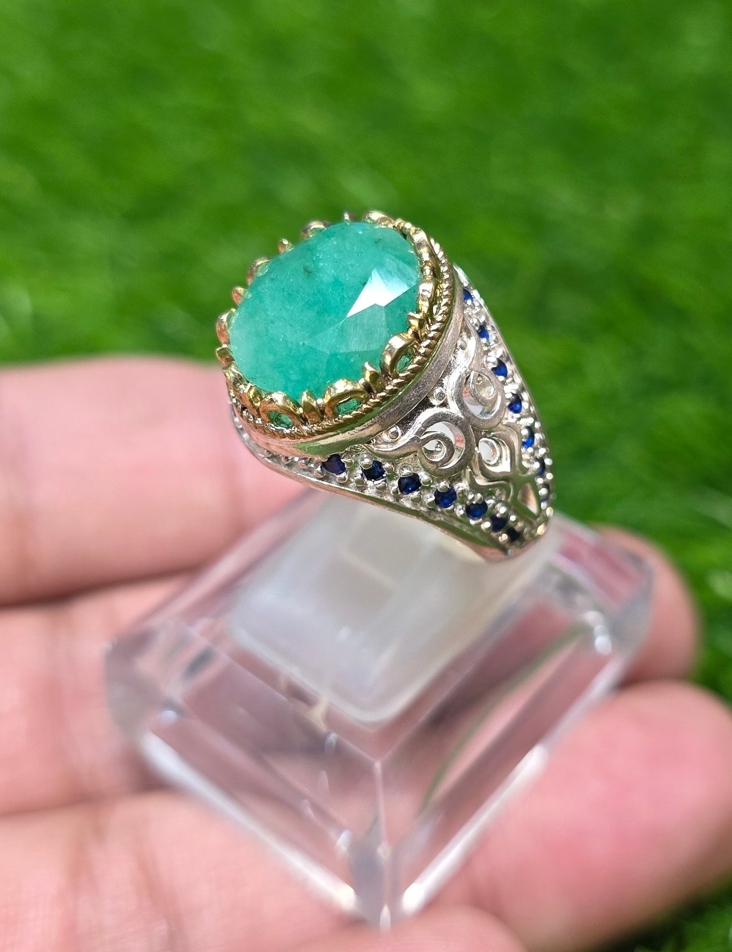 Premium Quality Vintage Style Emerald Ring