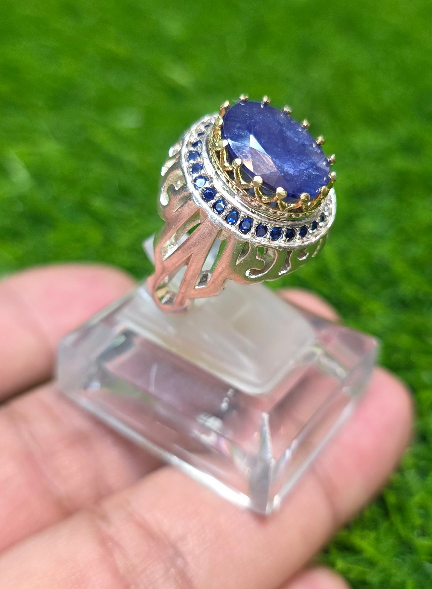 Premium Quality Vintage Style Blue Sapphire Ring