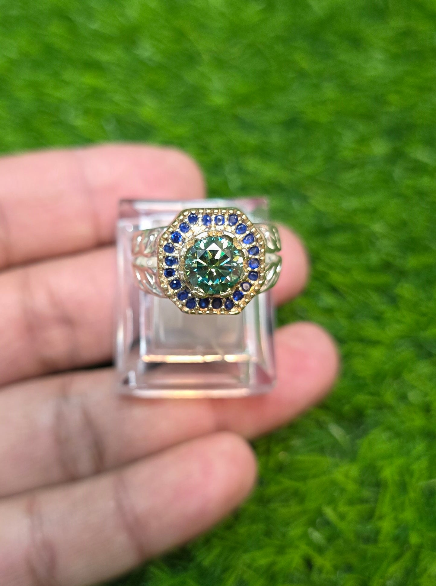 Premium Quality Vintage Style Green Moissanite Ring