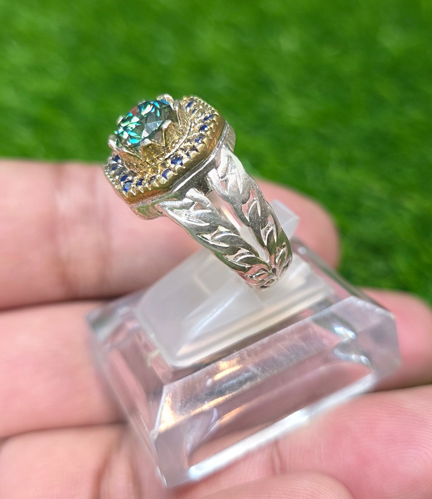 Premium Quality Vintage Style Green Moissanite Ring