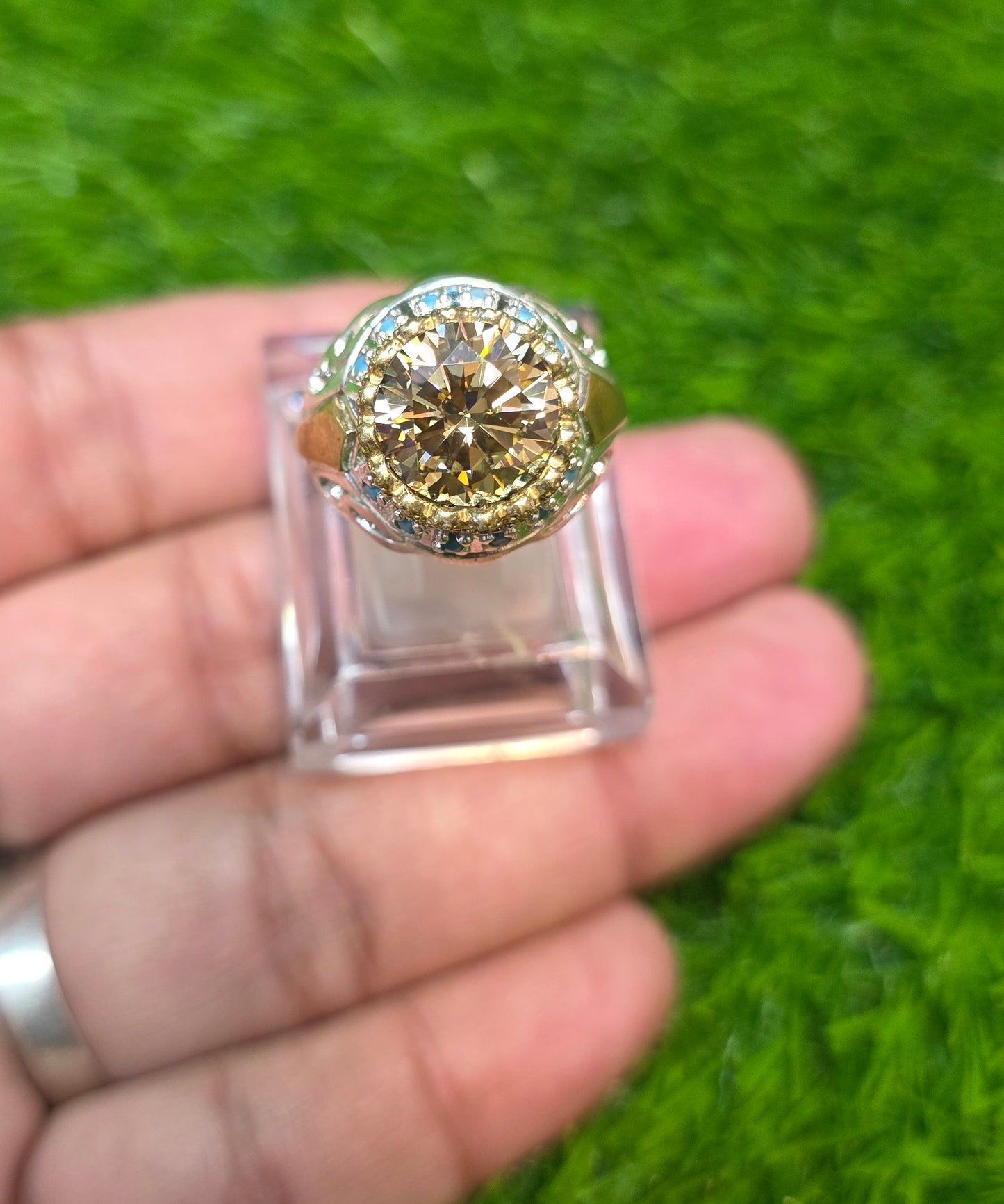 Premium Quality Vintage Style Golden Moissanite Ring
