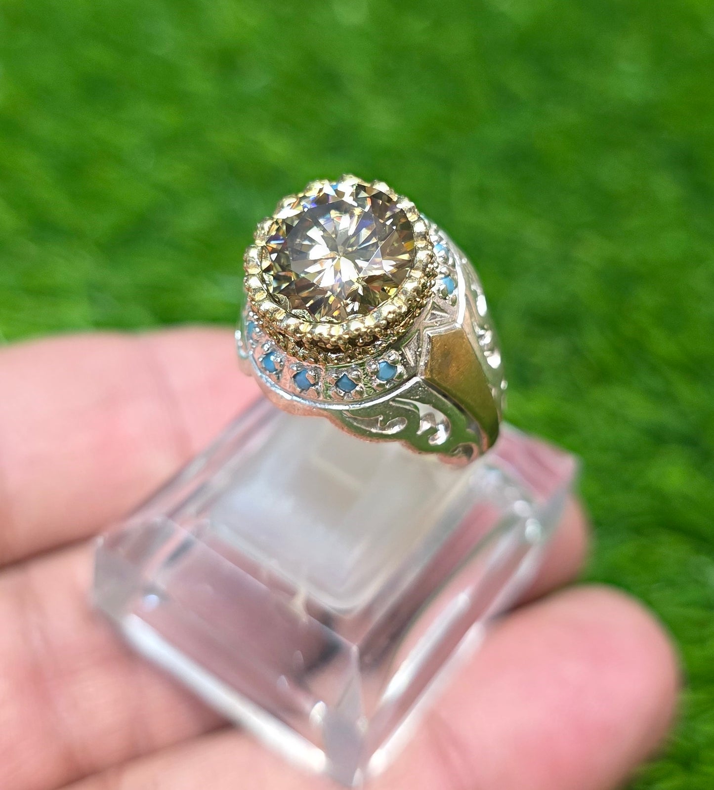 Premium Quality Vintage Style Golden Moissanite Ring