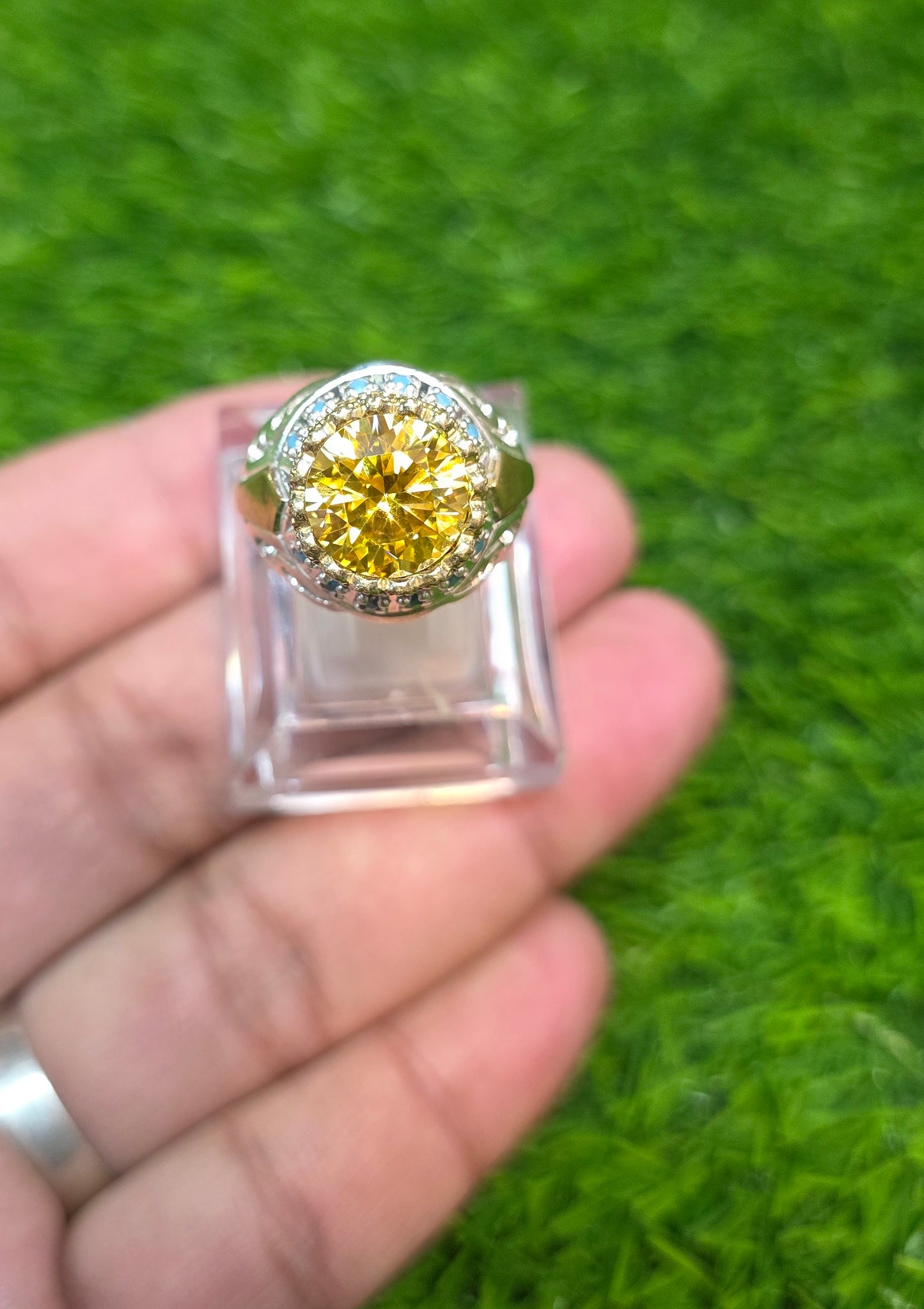 Premium Quality Vintage Style Yellow Moissanite Ring