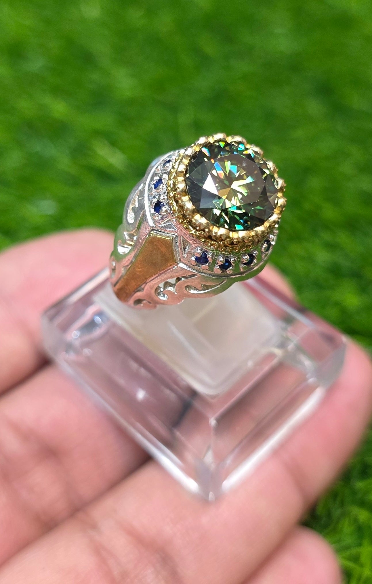 Premium Quality Vintage Style Green Moissanite Ring