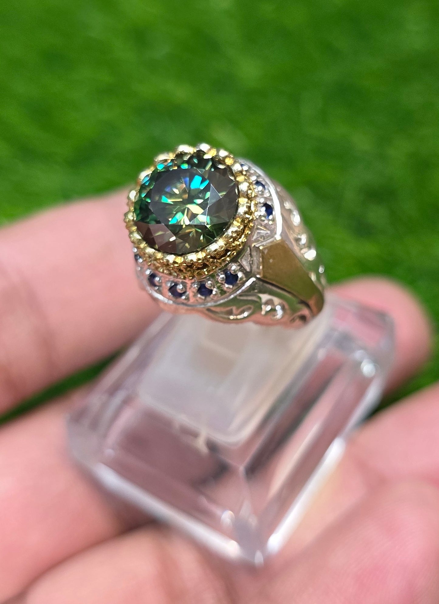 Premium Quality Vintage Style Green Moissanite Ring