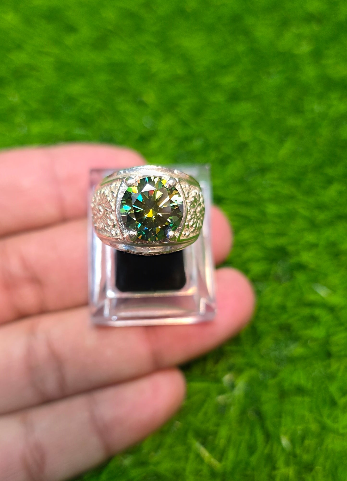 Premium Quality Green Moissanite Ring