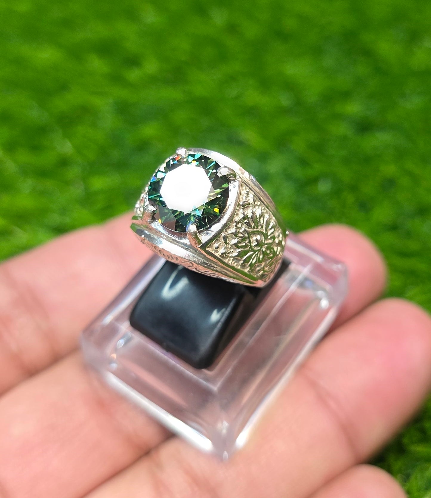 Premium Quality Green Moissanite Ring