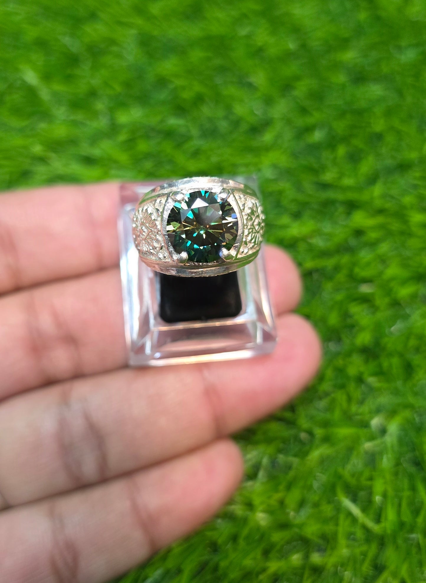 Premium Quality Green Moissanite Ring