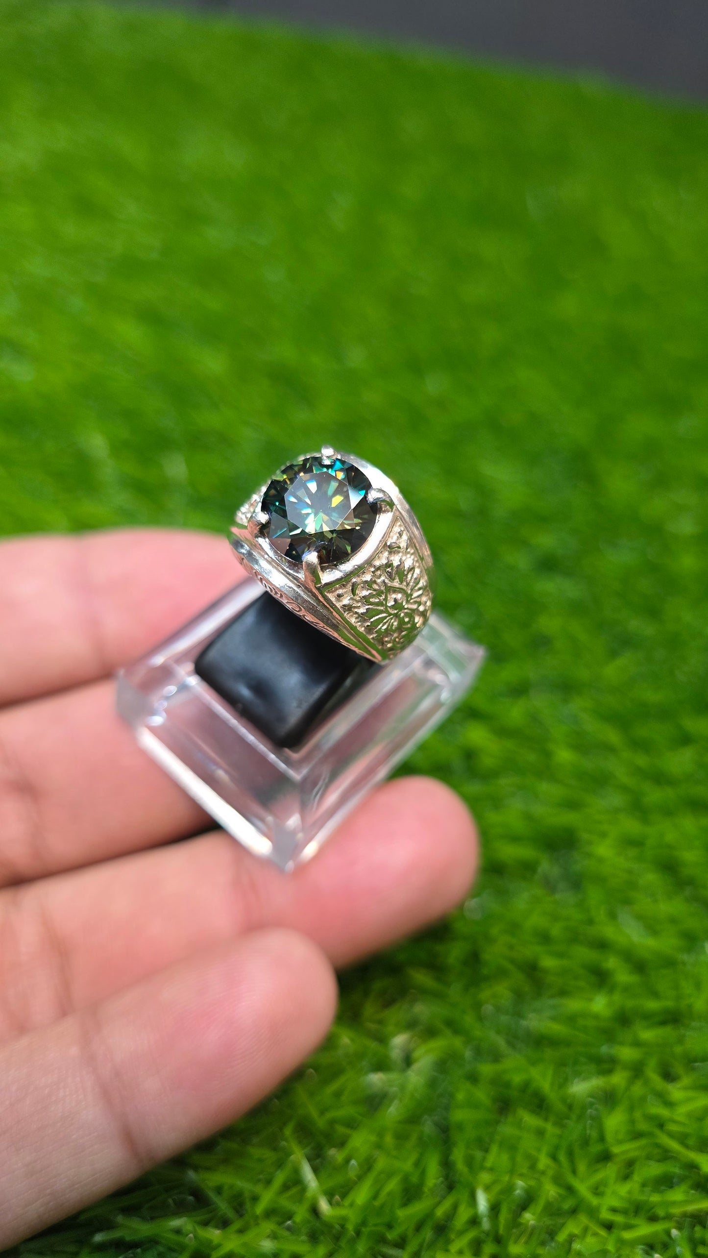 Premium Quality Green Moissanite Ring