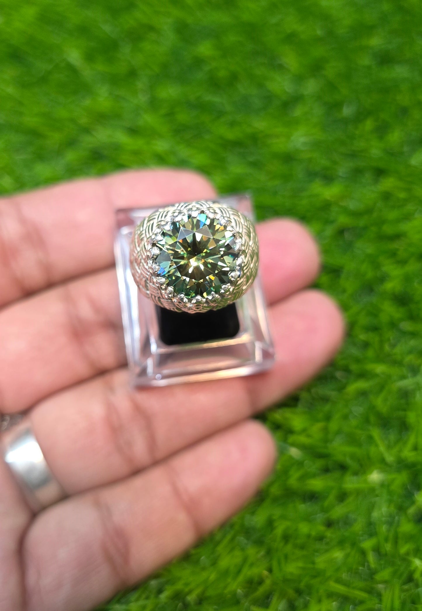 Premium Quality Green Moissanite Ring