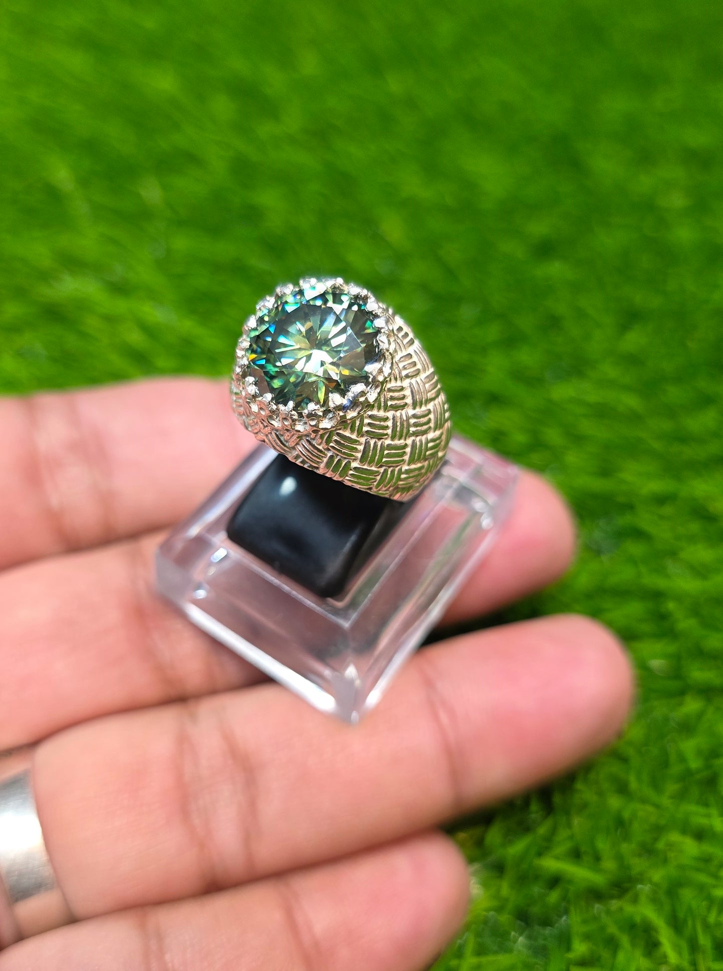 Premium Quality Green Moissanite Ring